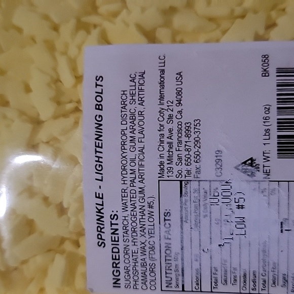 New factory sealed. Candy cake toppers. One unicorn horns and one lightning rods - Picture 4 of 5